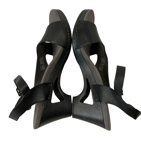 Dansko Black Wedge Sandals - Picture 10 of 10